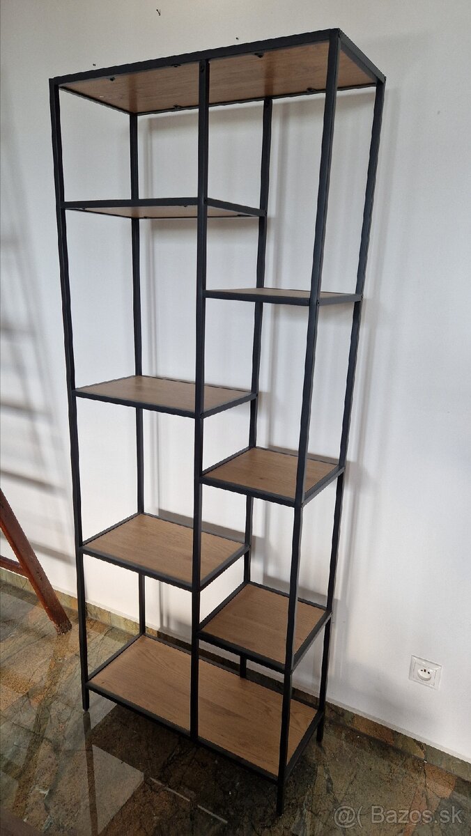 Regál - 2