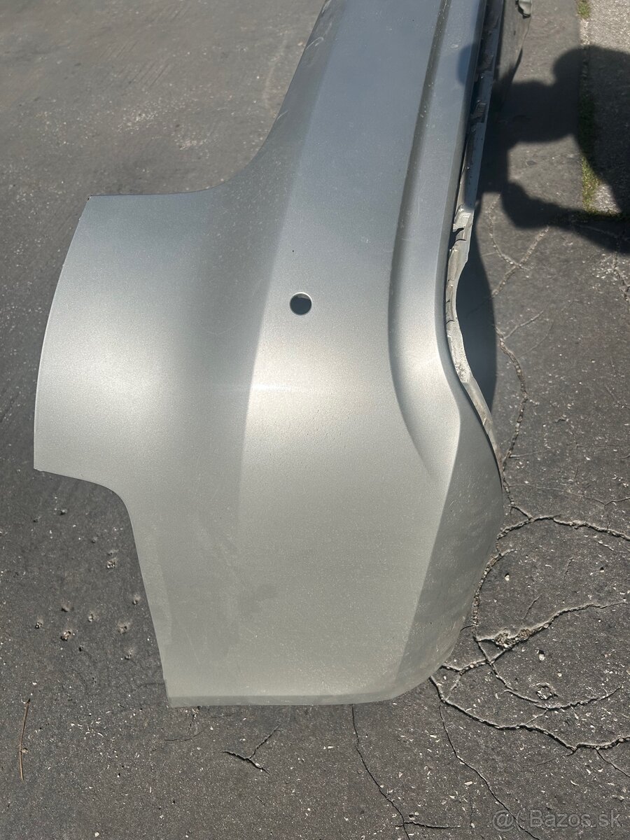 zadný nárazník Audi A4B8 combi - 2