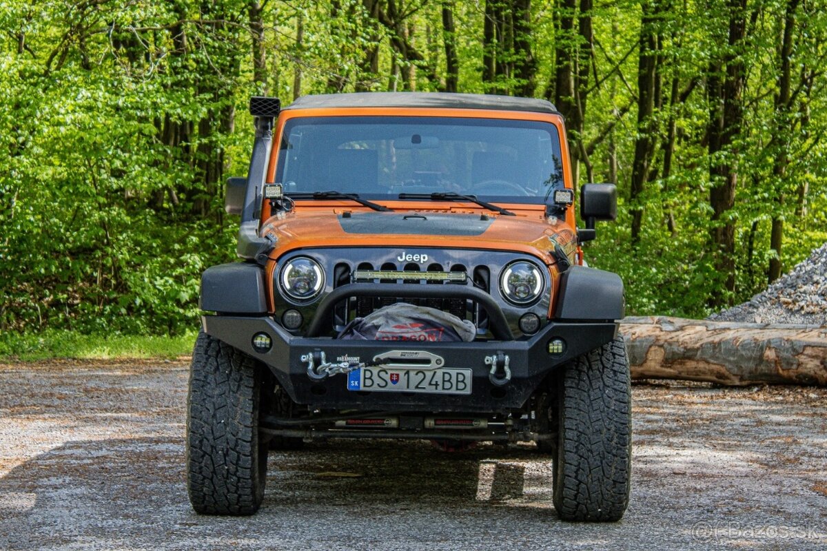 Jeep Wrangler Mountain 3,8 V6 LPG A/T 4x4 aj na splátky
