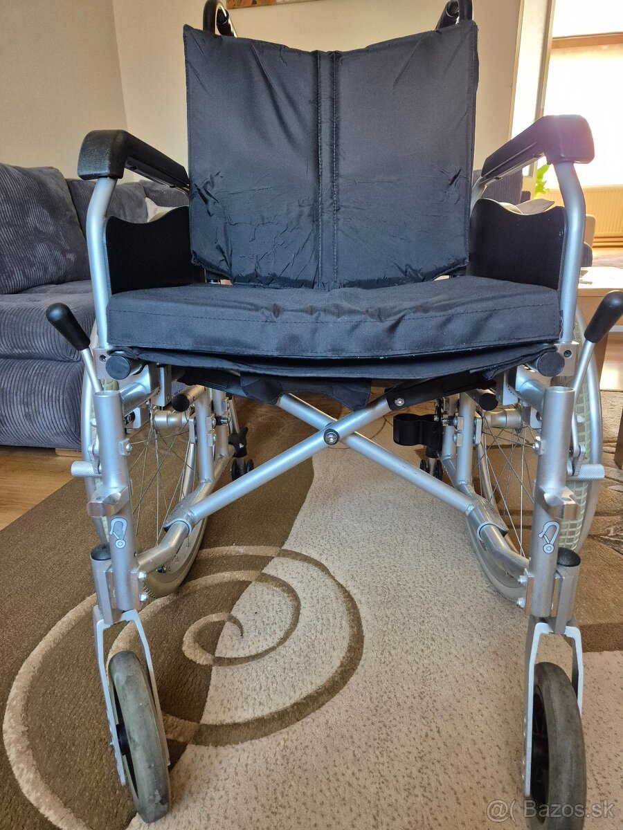 Mechanický invalidný vozik - 2