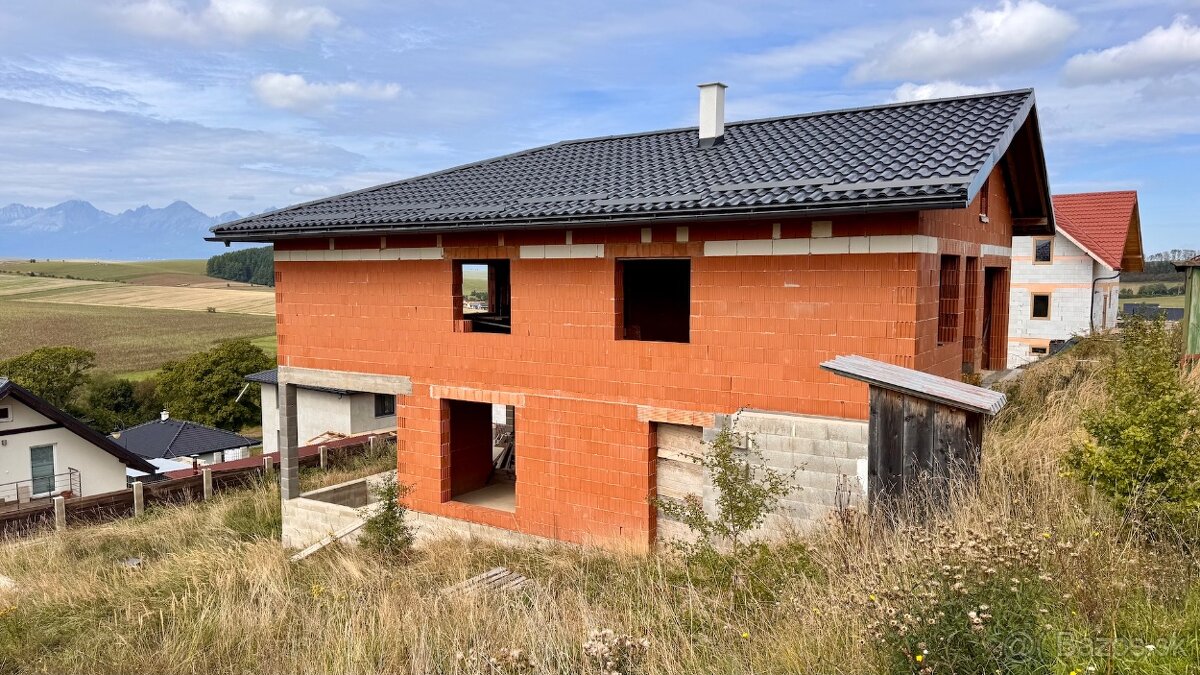 Rodinný dom vo Vlkovej – ideálne miesto pre Vašu budúcnosť - 2