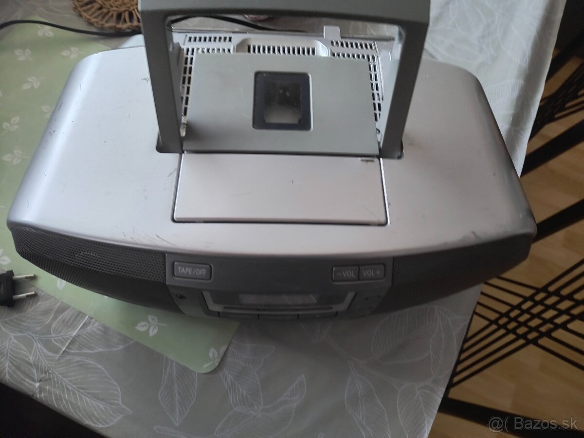 Panasonic Cd/kazeta,rádio,aux - 2