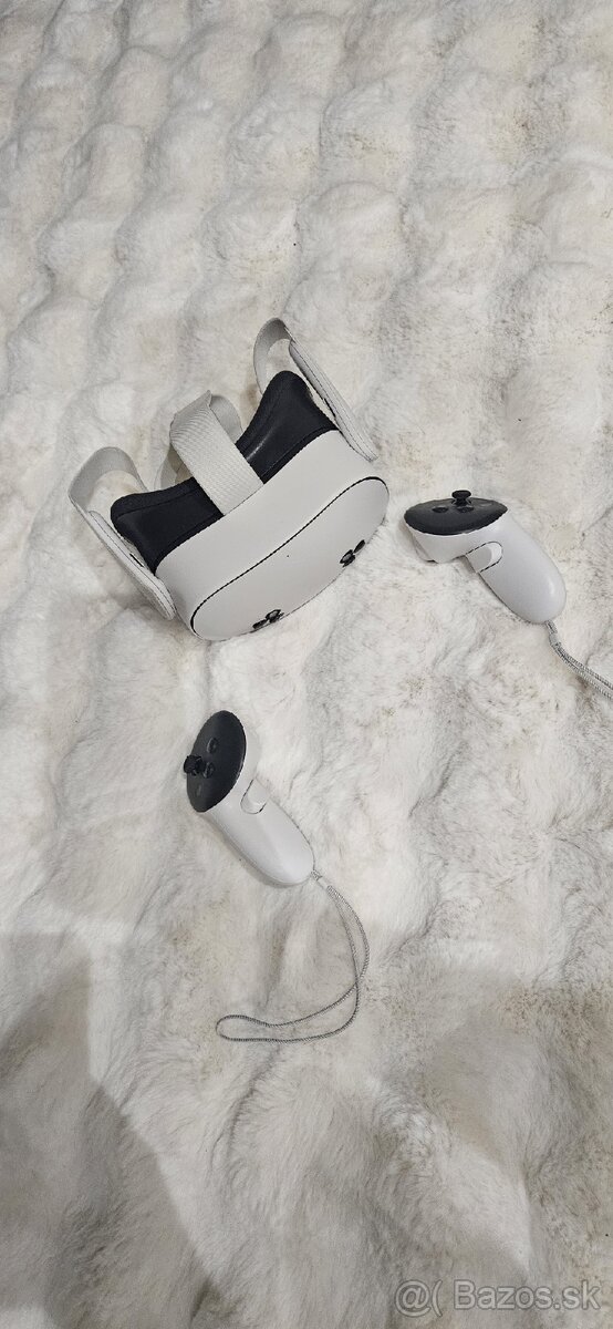 Predám virtuálnu realitu Meta Quest 3S 128gb - 2