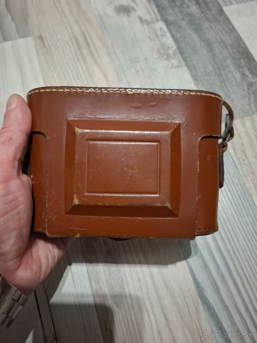 Starý fotoaparát 1 - 2