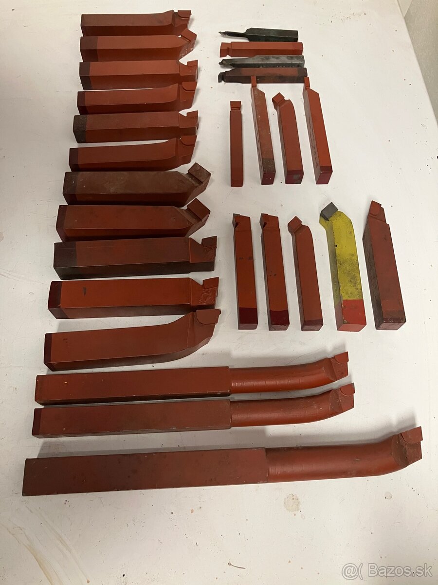 Sustruznicke noze - 2