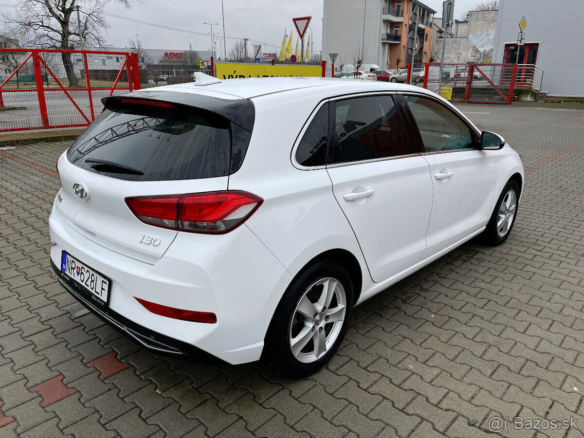Hyundai i30 1.5 DPi 1.majiteľ - 2