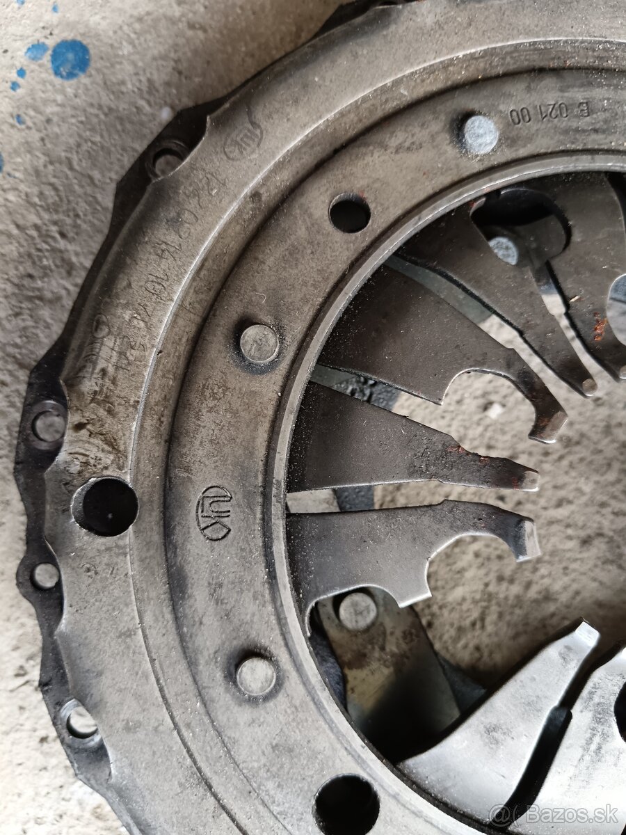 Predám spojkou sadu LUK - 2