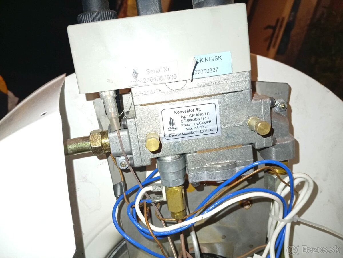 Predám plynovy bojler 110L - 2