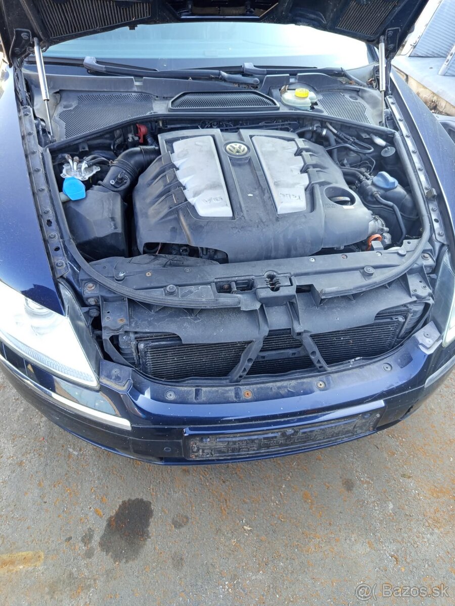 Predám náhradné diely na Volkswagen phaeton - 2