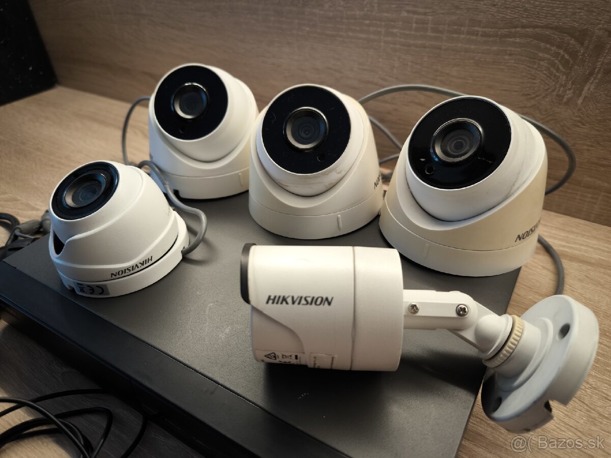 Hikvision kamerový set 8-kanálový 2MPix - 2