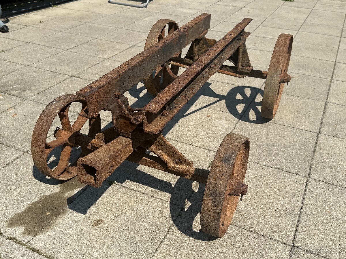 Podvozok pre stabilný motor - 2