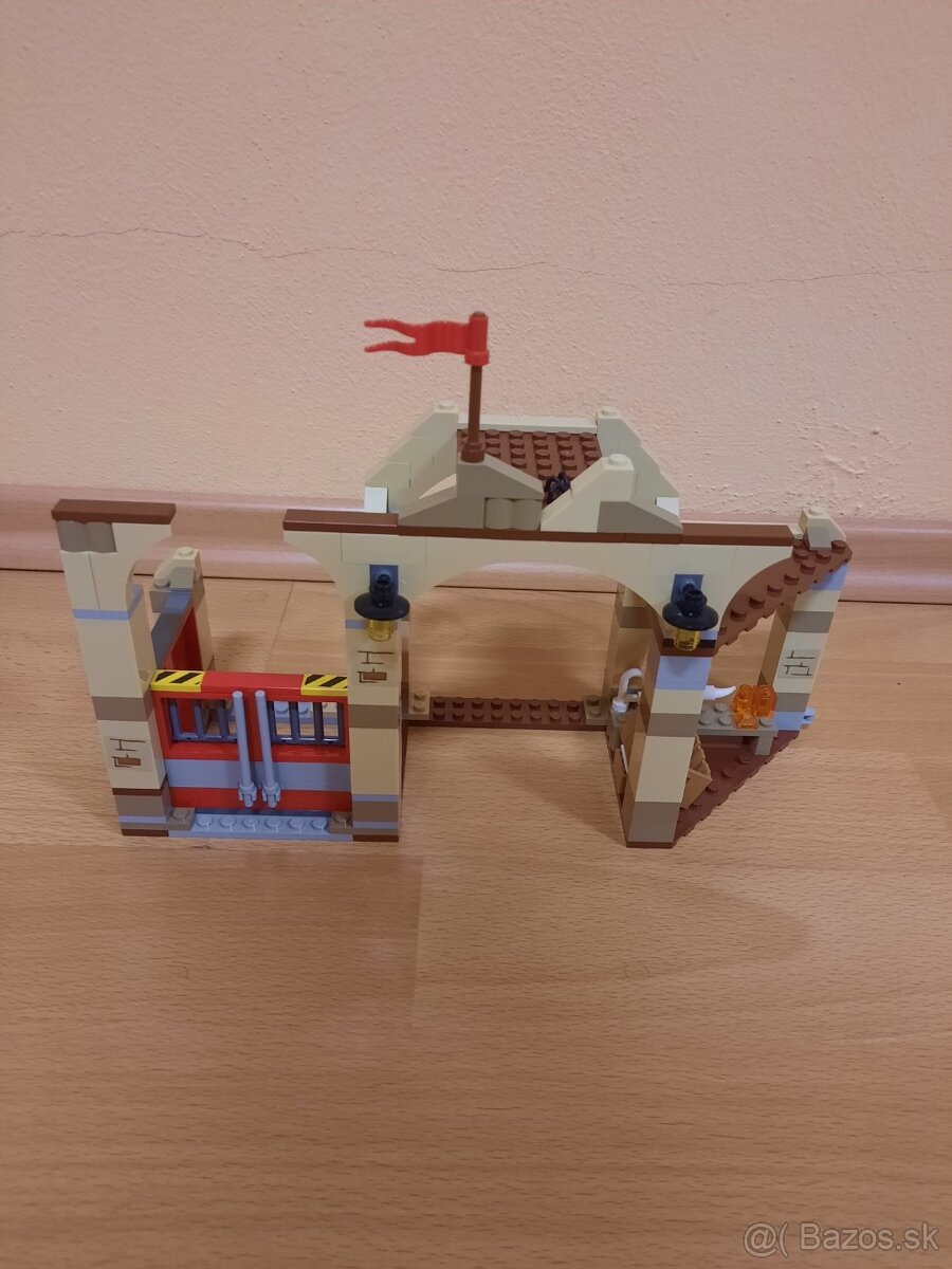 Lego Jurassic World 76948 - T. rex & Atrociraptor Breakout - 2