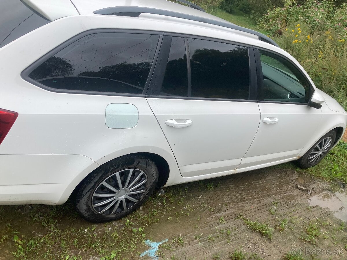 Rozpredám Škodu Octaviu 3 - 2