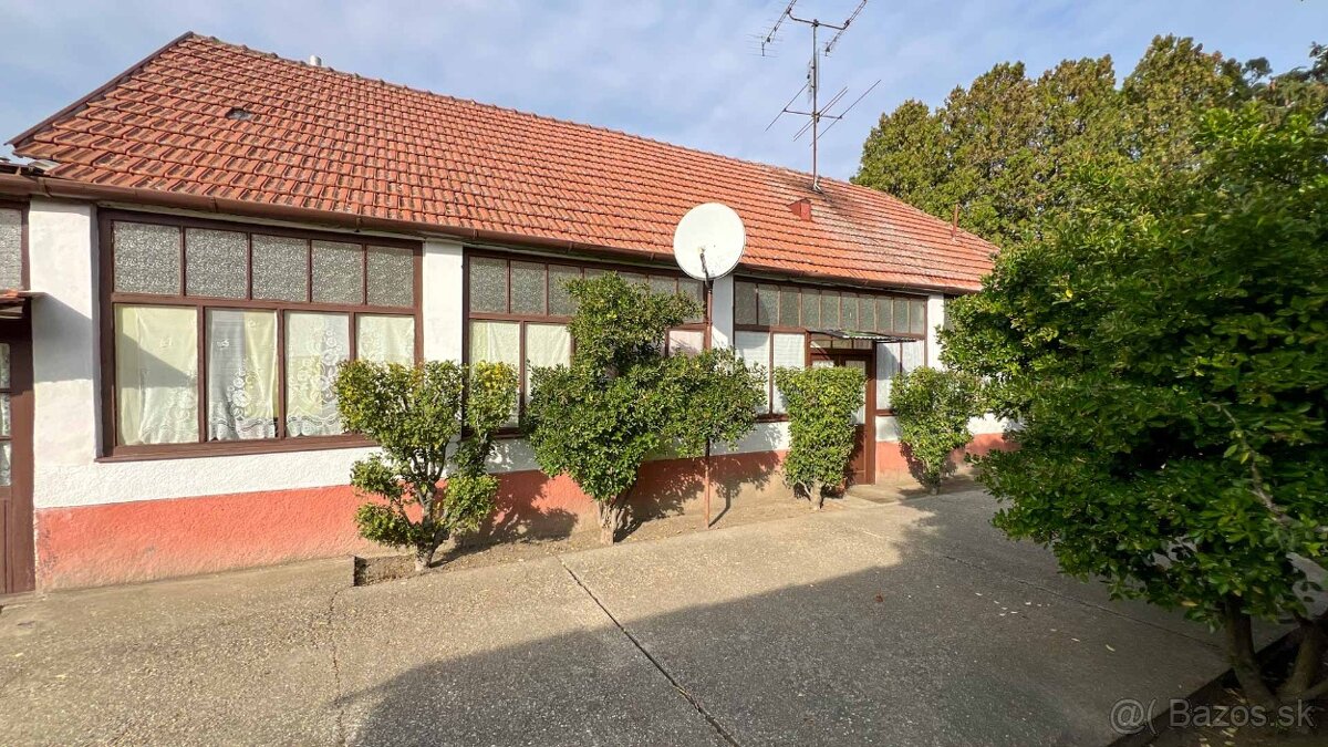 4-izbový rodinný dom v pôvodnom stave - Dolné Saliby - 2