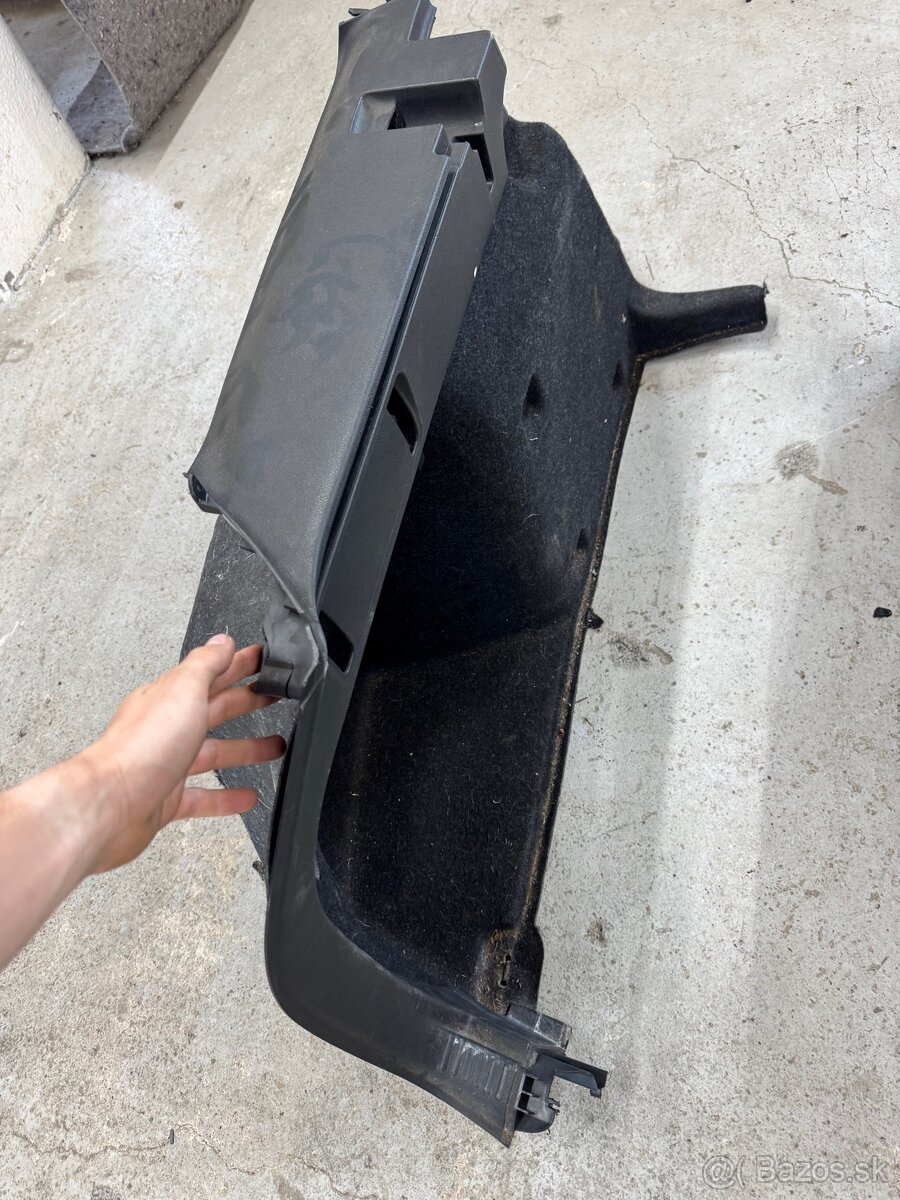 Bočny tapacir kufra octavia 3 kombi - 2