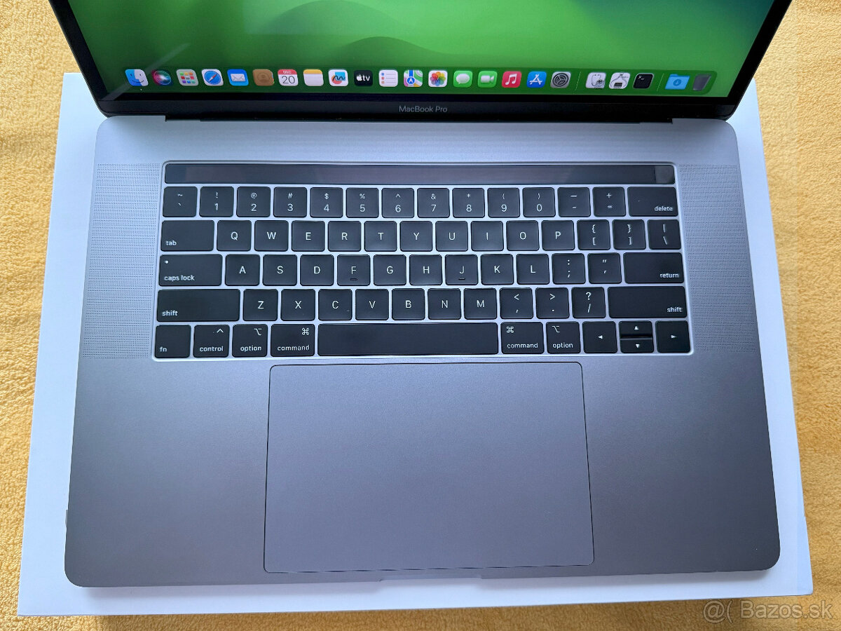 MacBook Pro 15" 2019 - i7/16GB/256GB - 2