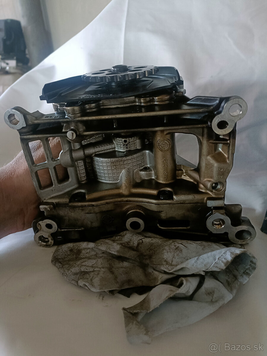 Olejové čerpadlo BMW N57D30A - 2