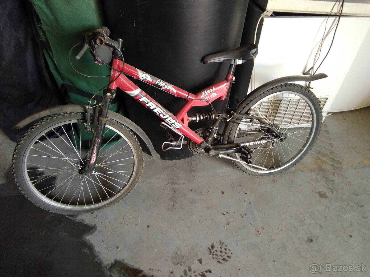 Predám dievčenský bicykel - 2