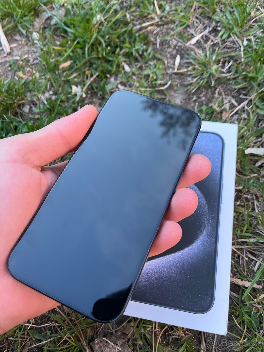 Apple iPhone 15 Pro 128 GB - 2