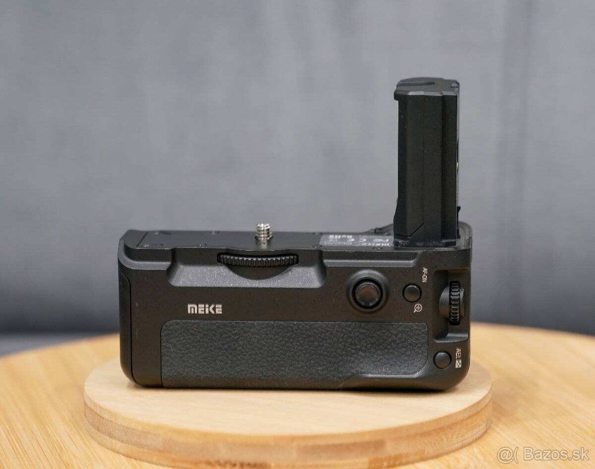 MEIKE MK-A PRO Battery Grip (Sony) - 2