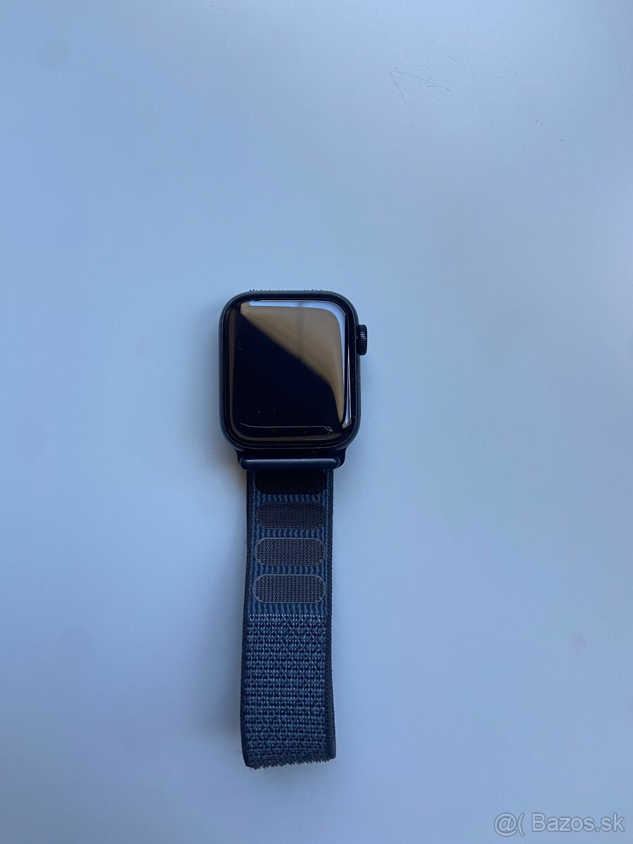 Apple Watch SE (2nd Generation) - 2