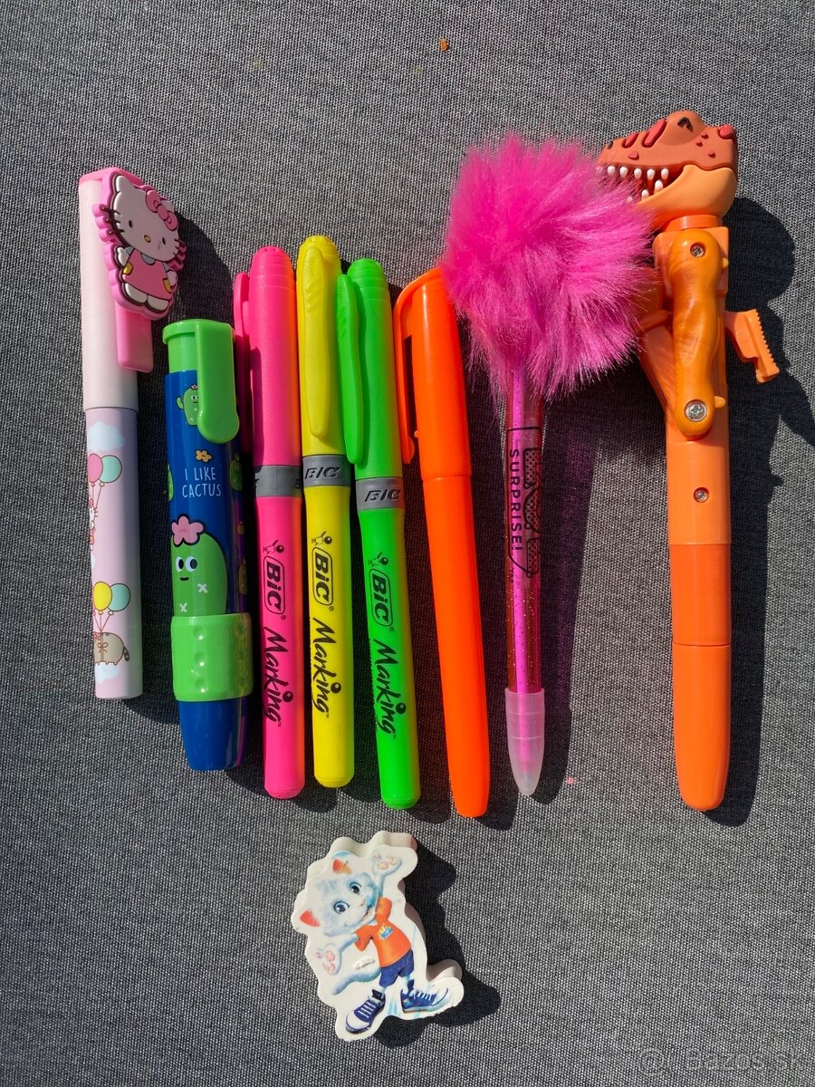 Perá, zvýrazňovače a gumy pre deti - 2