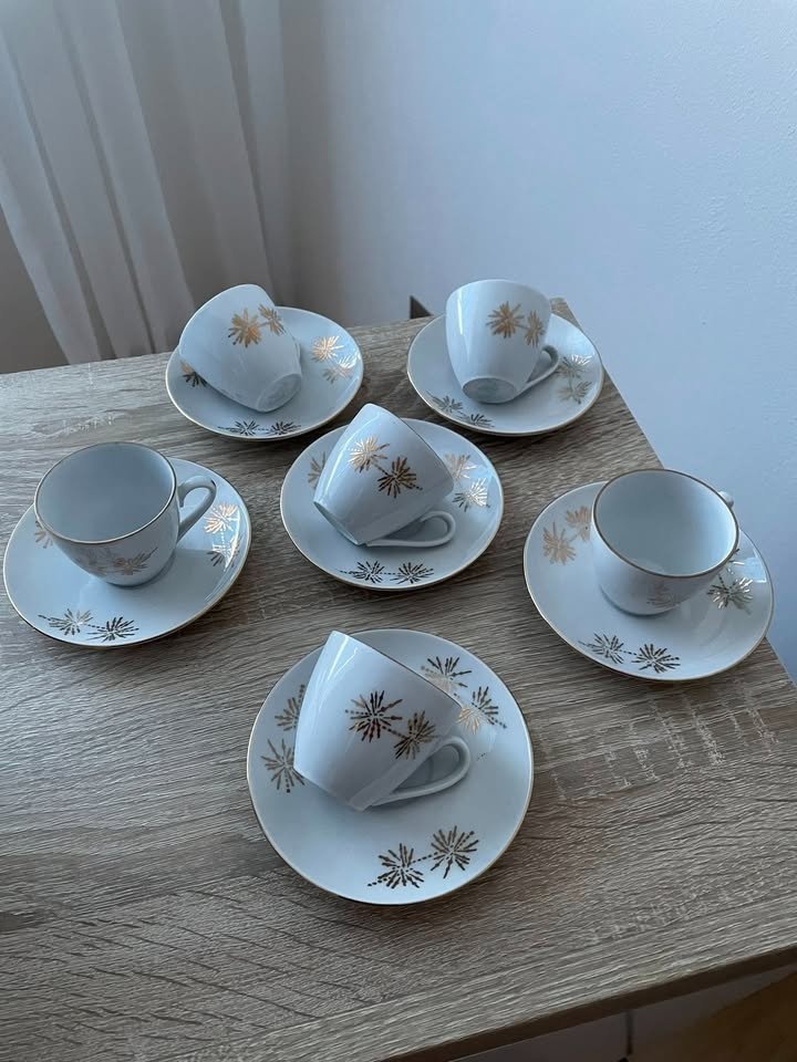 Šálky - porcelán - 2