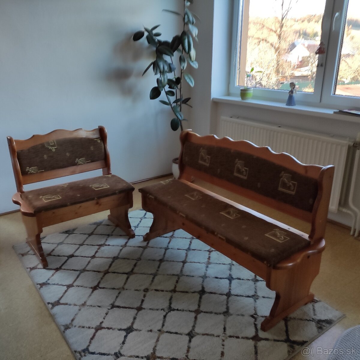 stoličky a lavice - 2