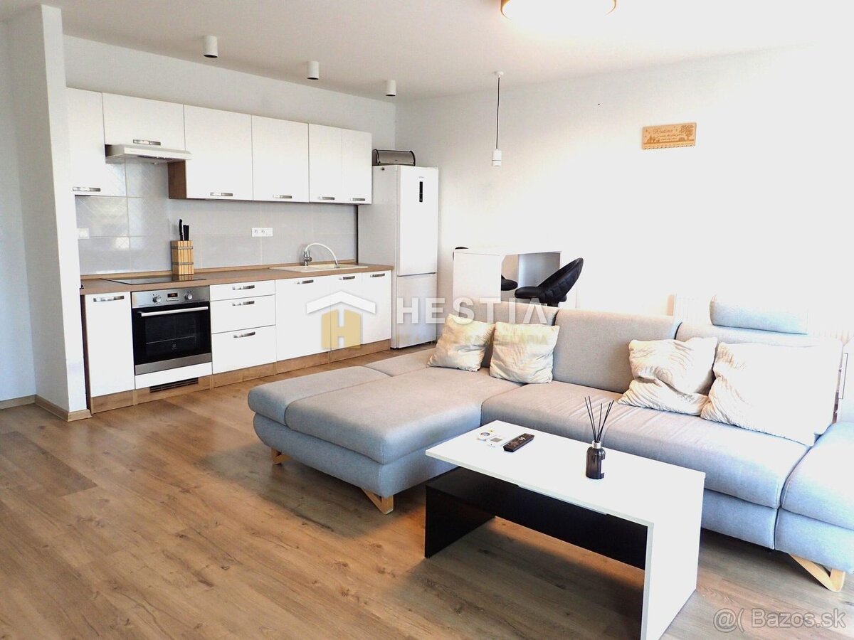 Krásny, kompletne zariadený 2-izbový byt s terasou a parkov - 2