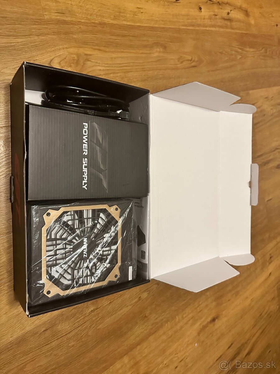 Zalman ZM1000-EBT, zdroj 1000W eff. 92% 80Plus Gold, ATX12V, - 2