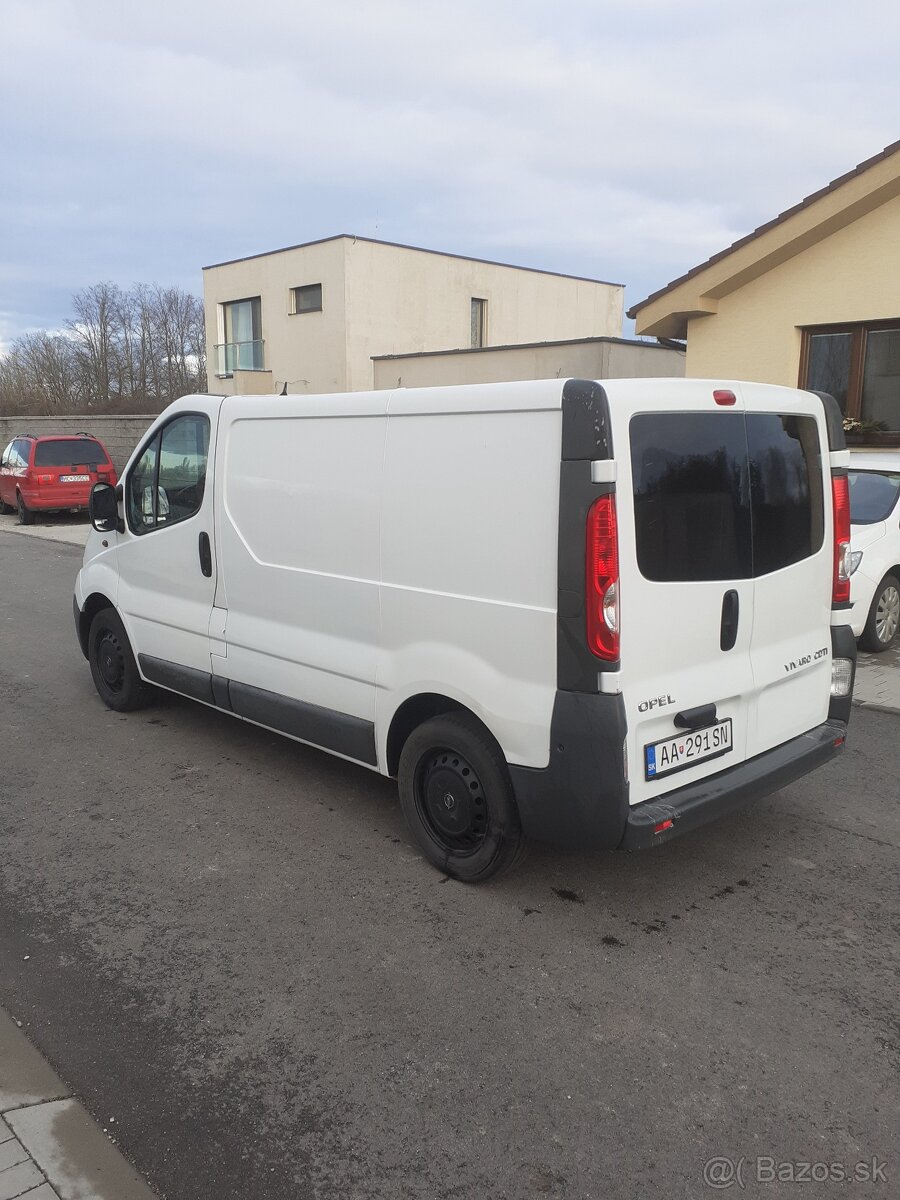 Predám Opel VIVARO - 2