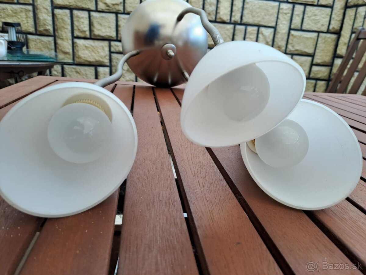 Darujem luster v dobrom stave - 2