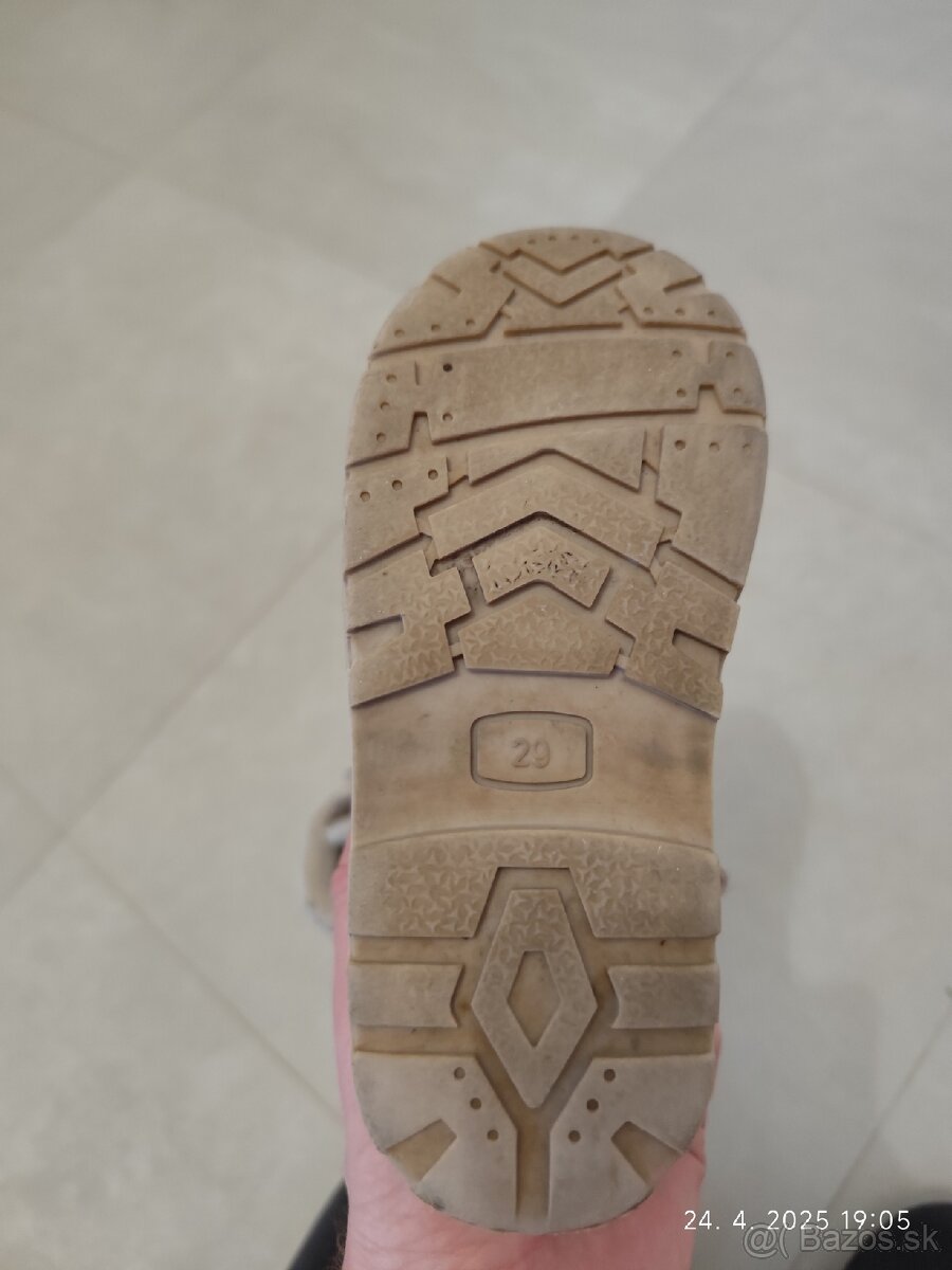 Zimné dievčenské topánky Baťa, veľkosť 29 - 2