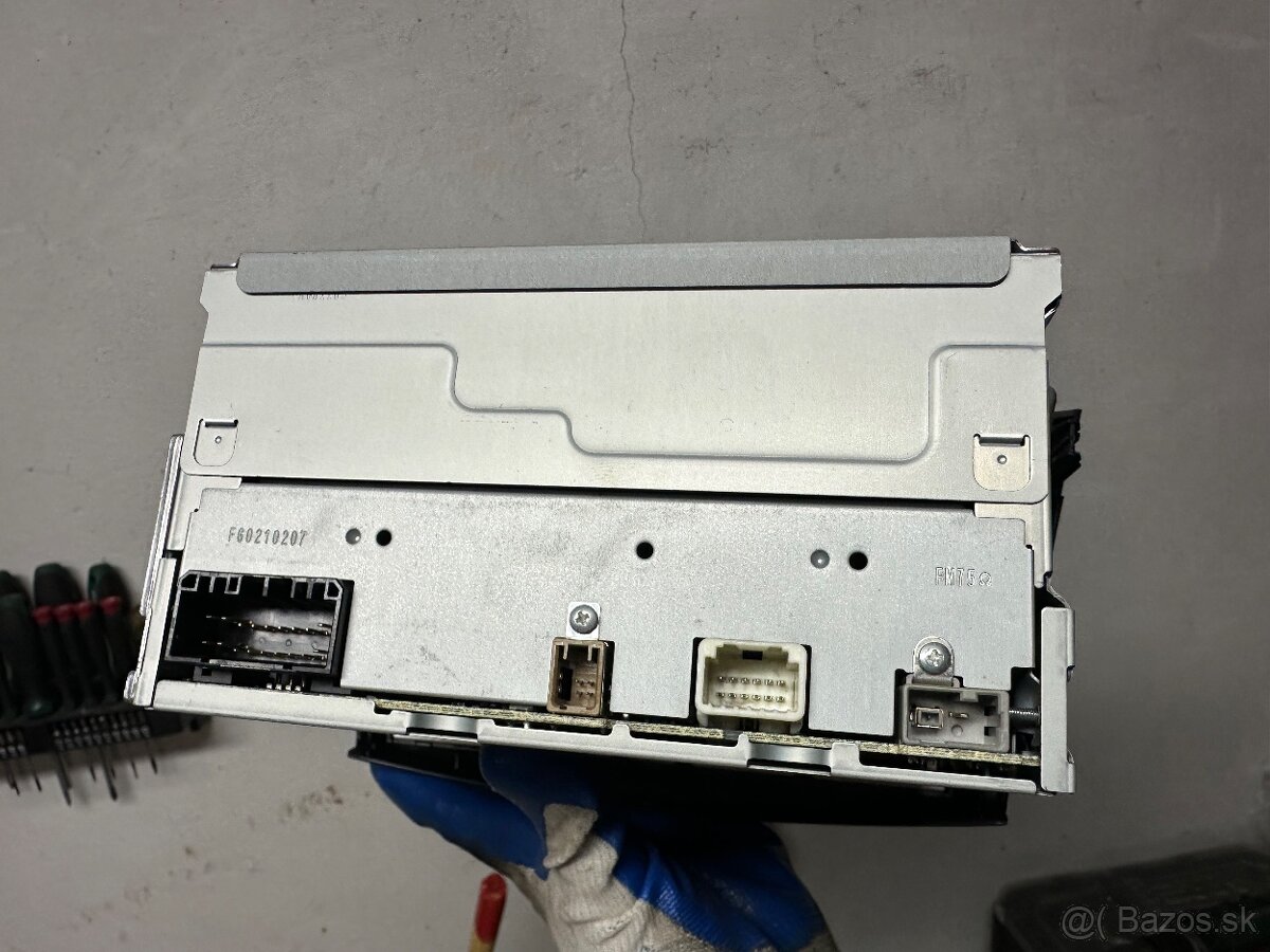 Originál autorádio do Suzuki swift - 2