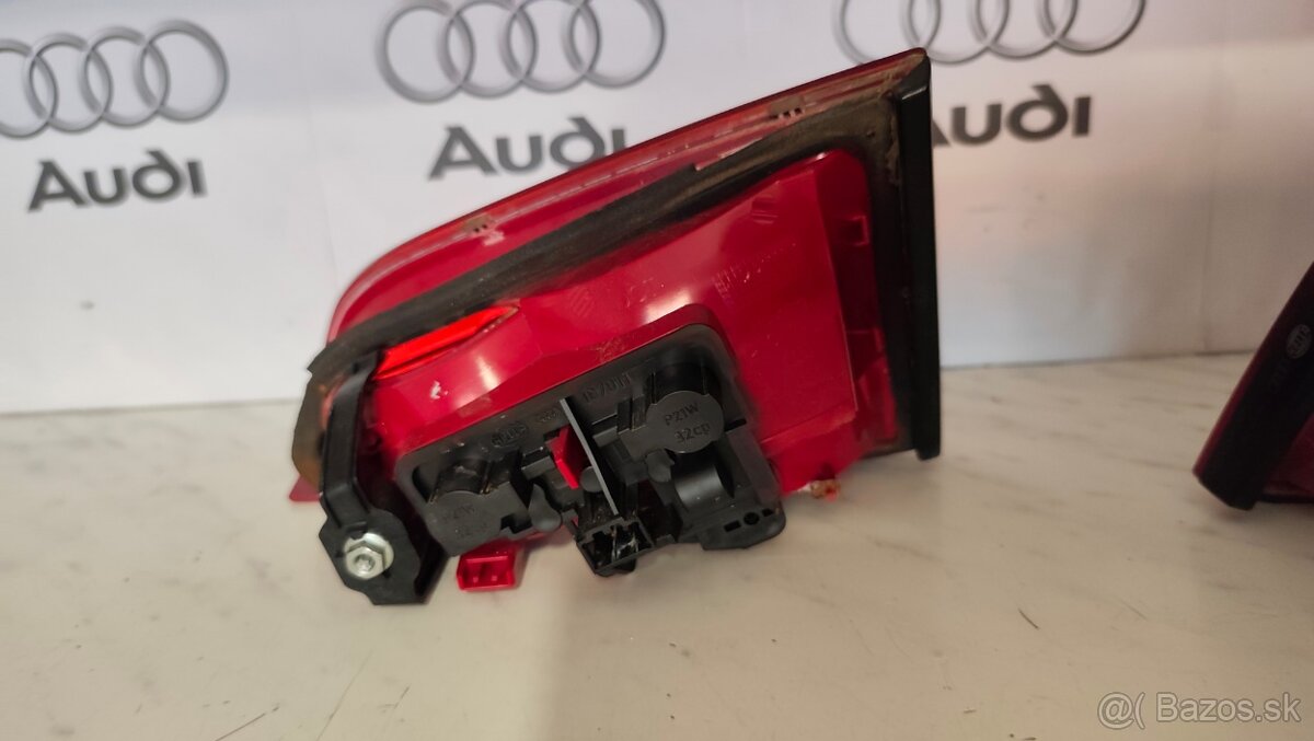 Zadné svetlá Audi A4 B8 sedan - 2