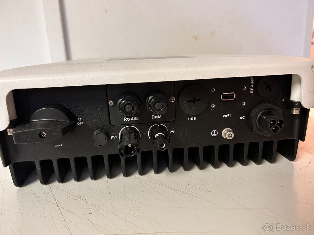 Menič napätia SOLAX X1-2,5-S-D Model - 2