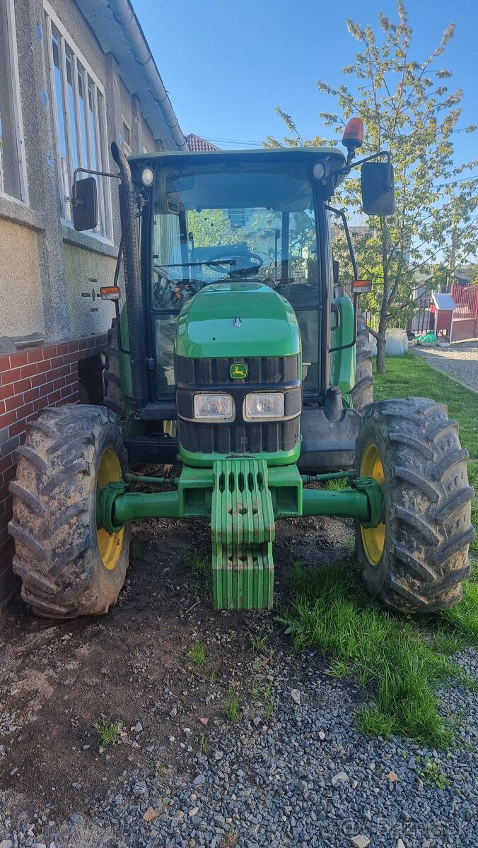 John Deere 5720 - 2