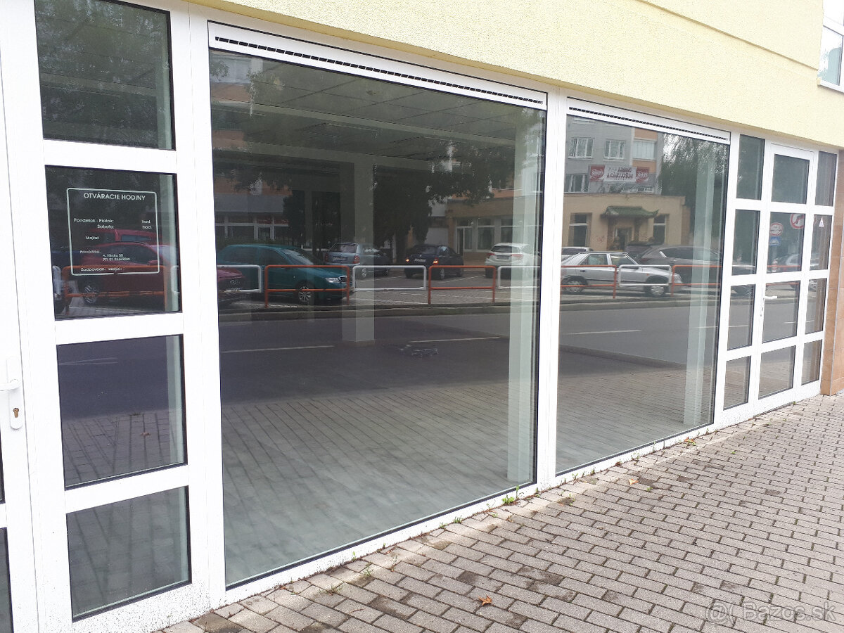 Prenájom obchodného priestoru Ul. Andreja Hlinku Prievidza - 2