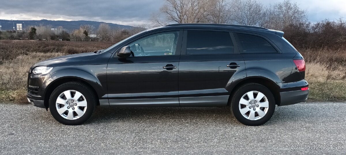 Audi Q7 3.0 TDi AT8 - 2