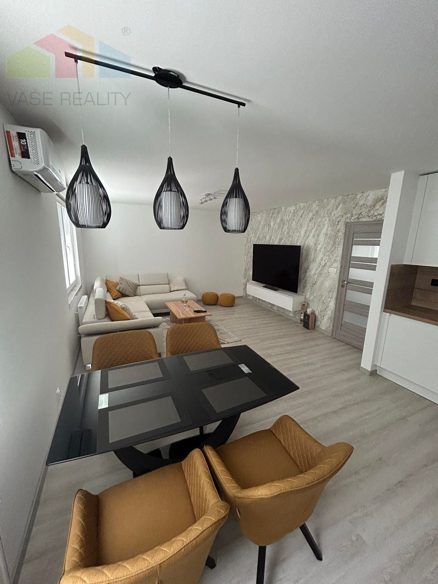 Luxusný 3 izbový mezonetový byt v UrbanParku (105 m2)-Trenčí - 2