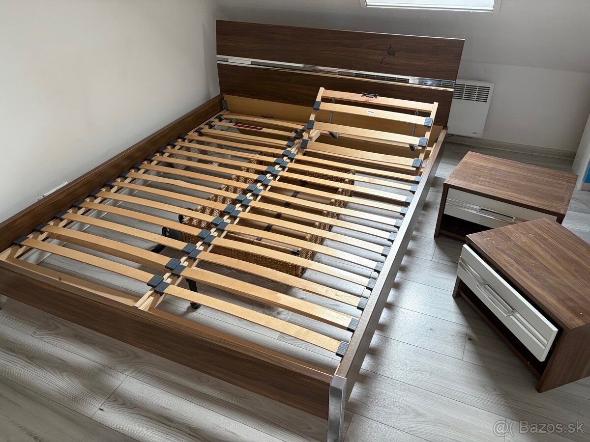 Manželská postel s polohovateľnými rožtami - 2