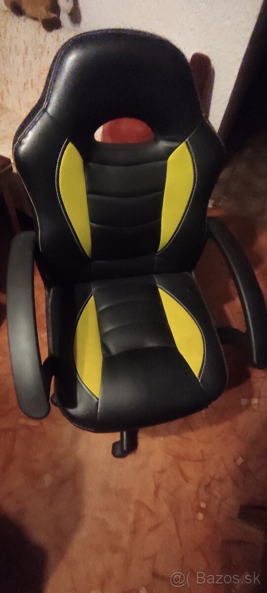 Otočná kožená kancelärska stolička - 2