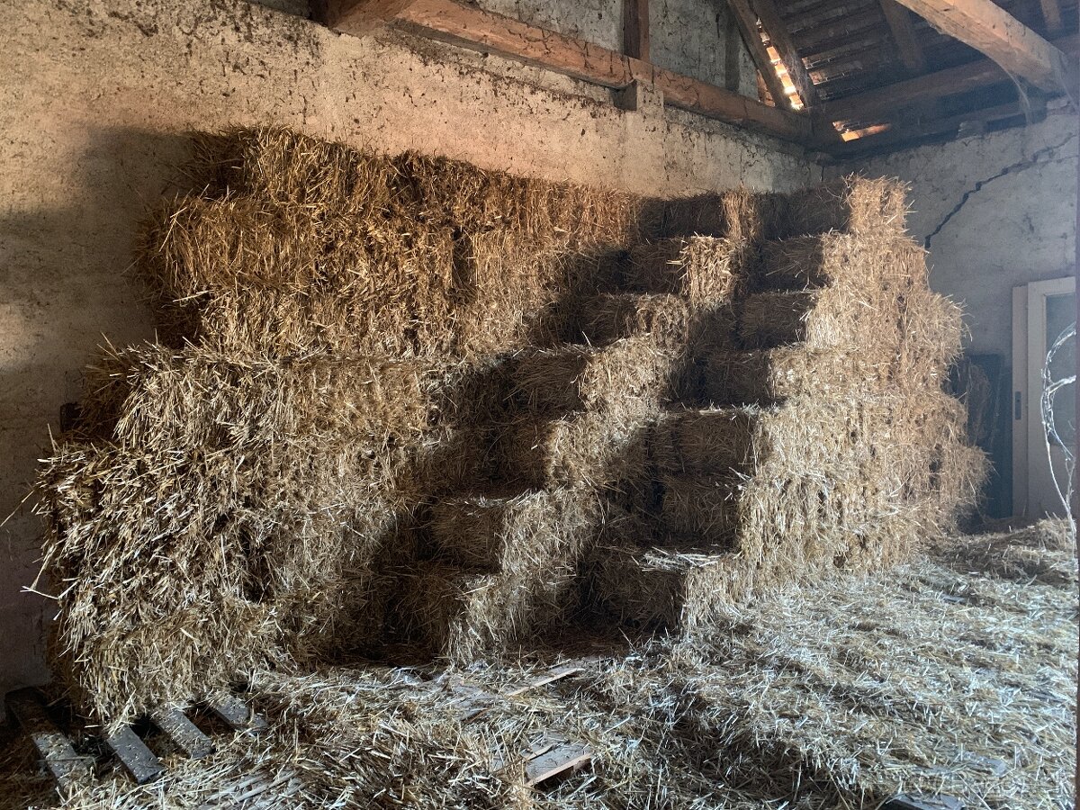 Malé baliky slama - 2