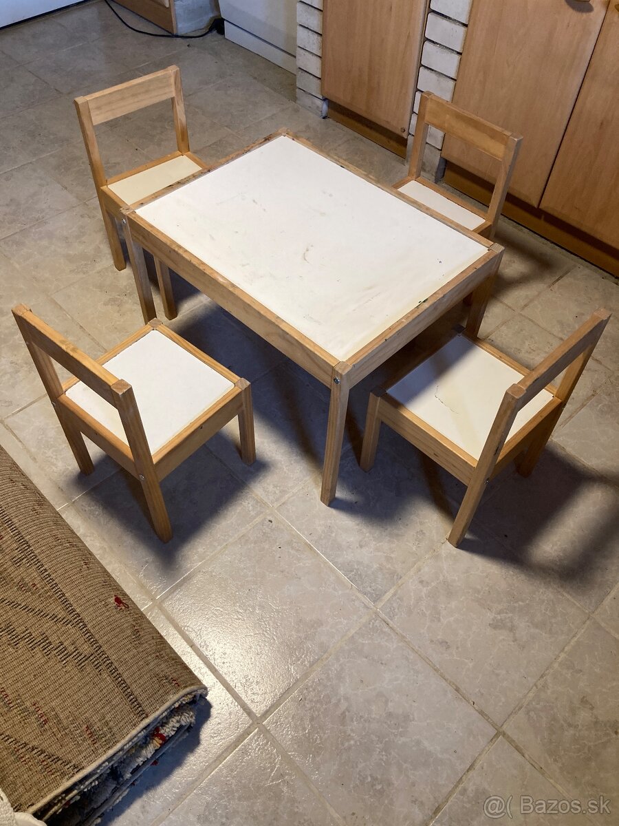 Detský stôl a stoličky - 2