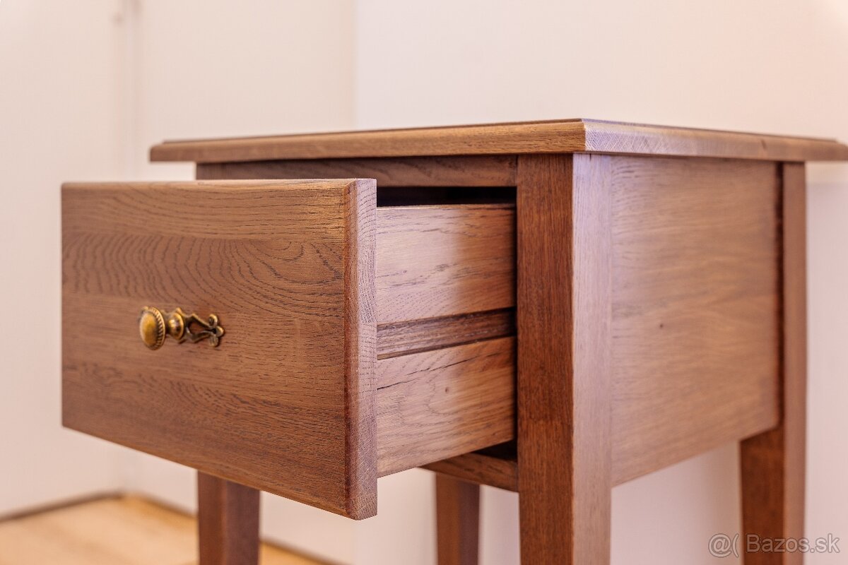Nočný stolík - 2