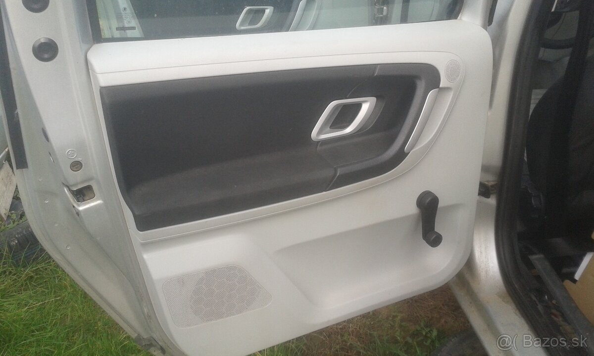 Skoda Roomster-Tapacire dveri - 2