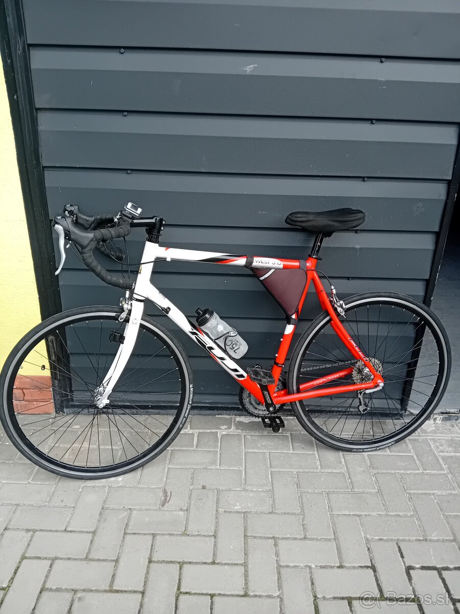 Predám cestný bicykel Fuji - 2