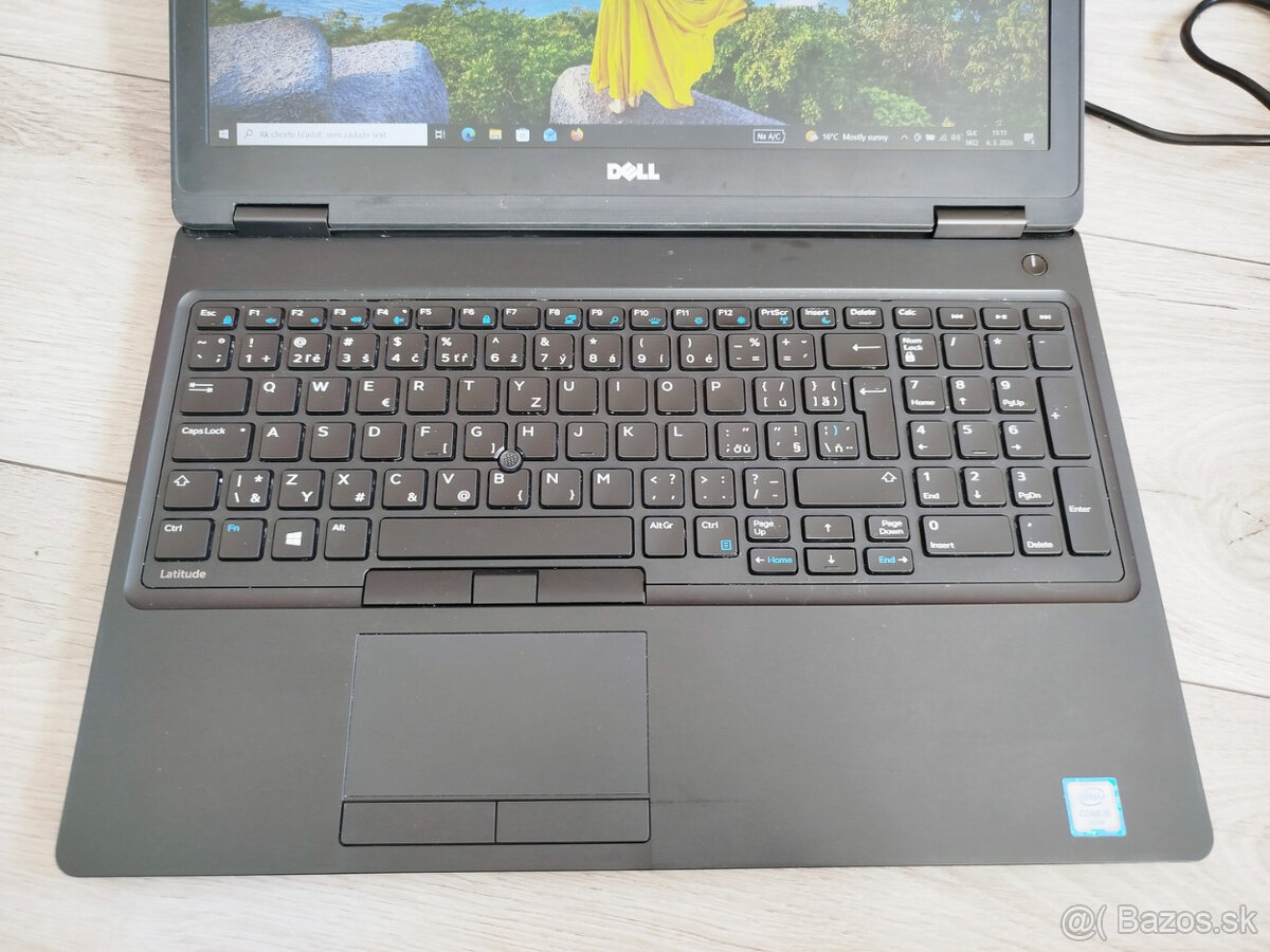 notebook Dell 5580 - Core i5-6200u, 8GB, SSD 256GB, Win 10 - 2
