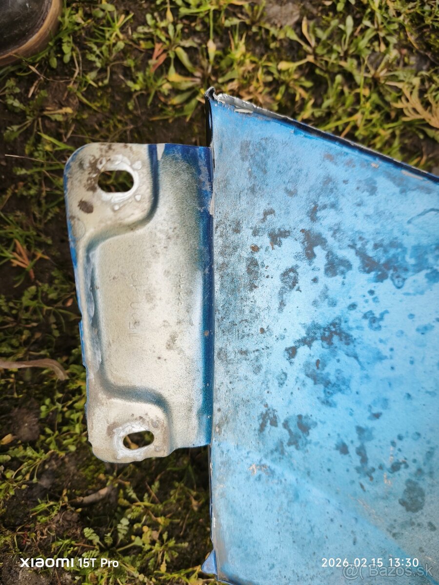 Predny pravy blatnik fabia 3 - 2