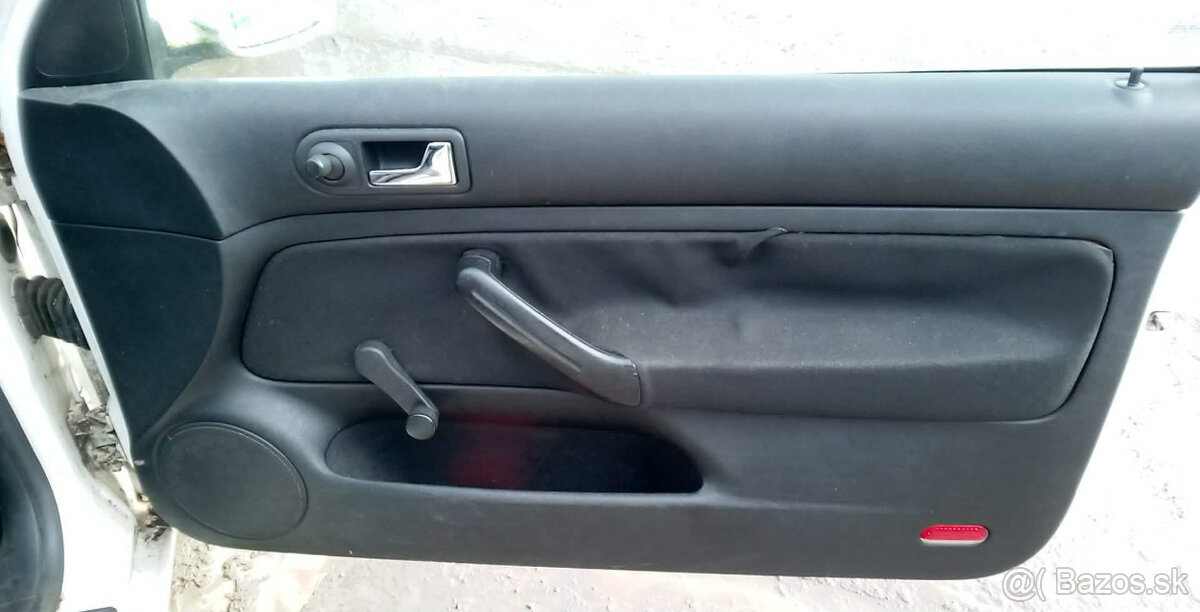 Volkswagen Golf 1,4i 55kw - 2